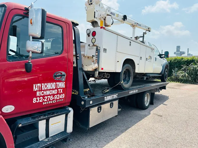 Heavy Duty Towing